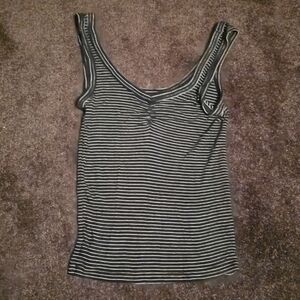 Women's American Eagle tank top.